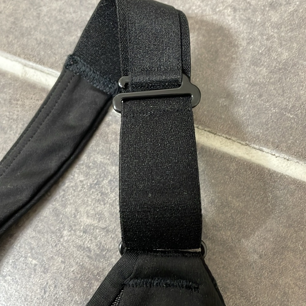Athleta Ultimate Adjustable A-C Bra size Small - Picture 6 of 10